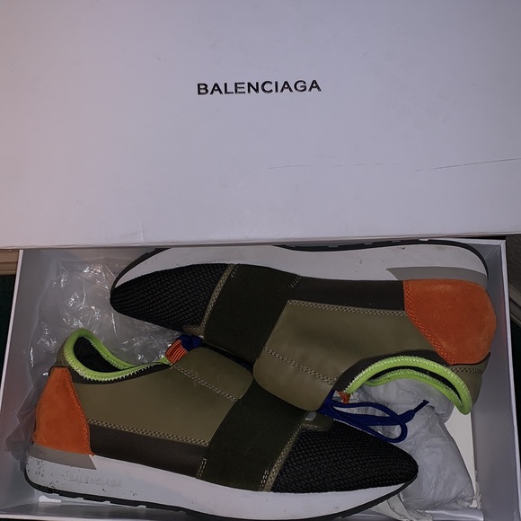 Balenciaga Runners - Picture 2 of 11